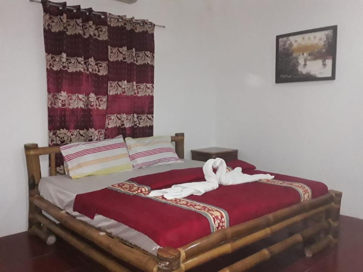 Tauig Beach Resort Moalboal Exterior photo