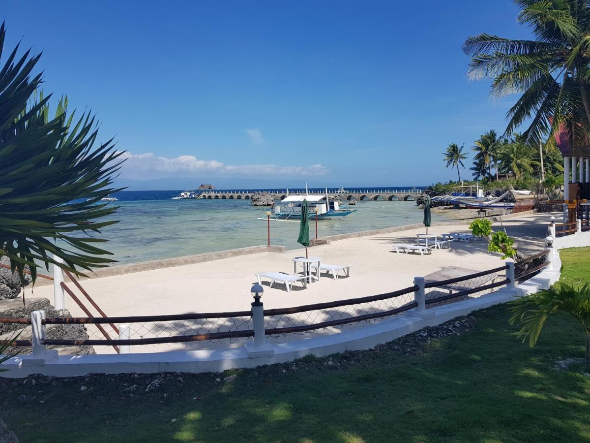 Tauig Beach Resort Moalboal Exterior photo