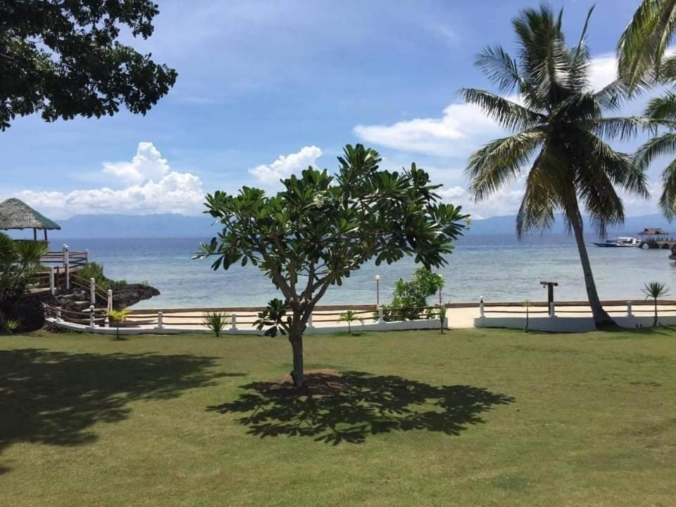 Tauig Beach Resort Moalboal Exterior photo