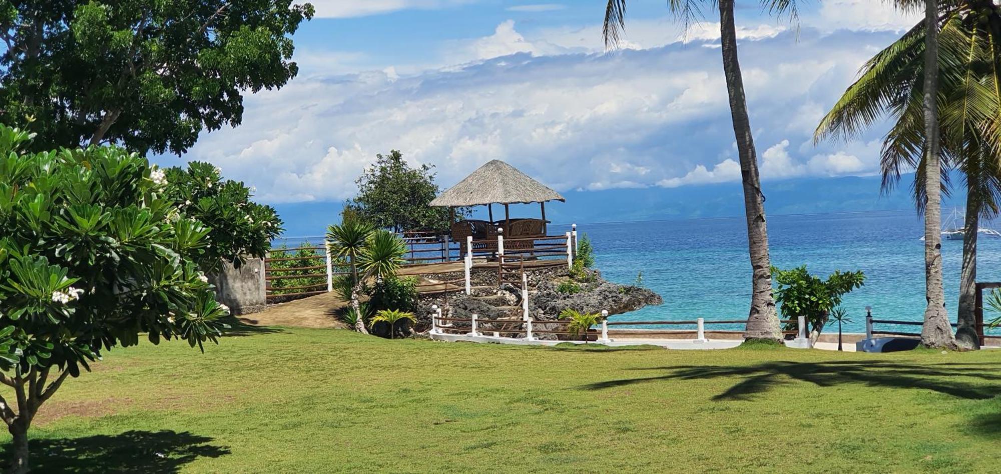 Tauig Beach Resort Moalboal Room photo